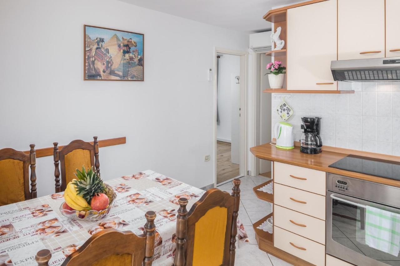Apartments By The Sea Zambratija, Umag - 2557 Exterior photo